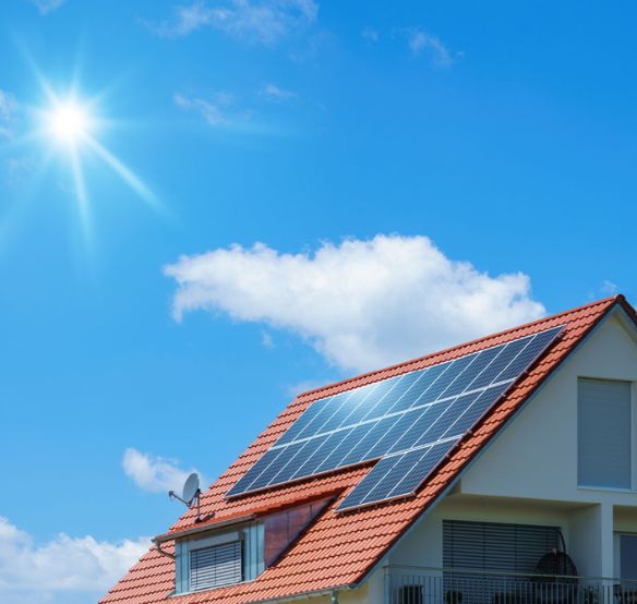 Kann ich mit einer PV-Anlage Geld sparen und lohnt sich die Investition?